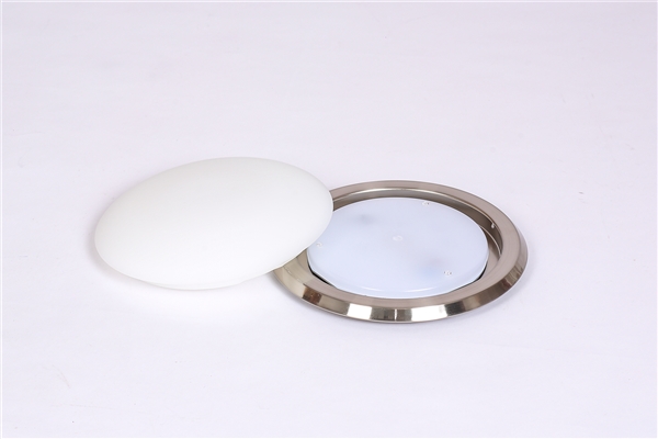 Power-saving LED light bulb